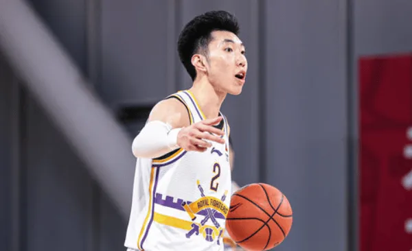 廖三宁谈本场比赛：我们输掉了比赛 因为我们没能抓住空位机会